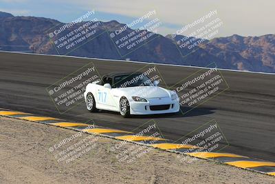 media/Jan-08-2023-SCCA SD (Sun) [[8f6a5b9391]]/Advanced Group/Session 1 (Bowl)/